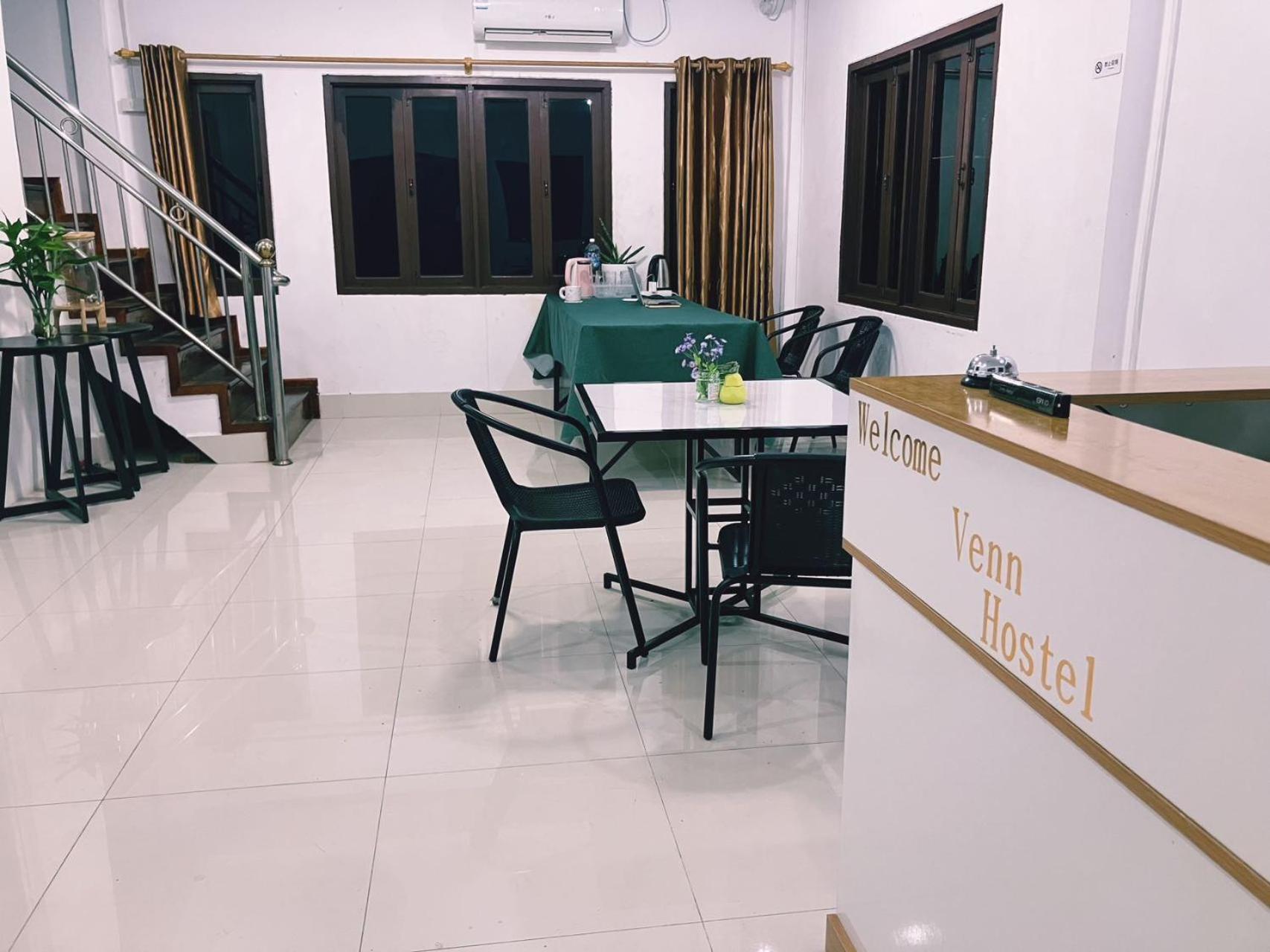 Venn Hostel เวียงจันทน์ ภายนอก รูปภาพ