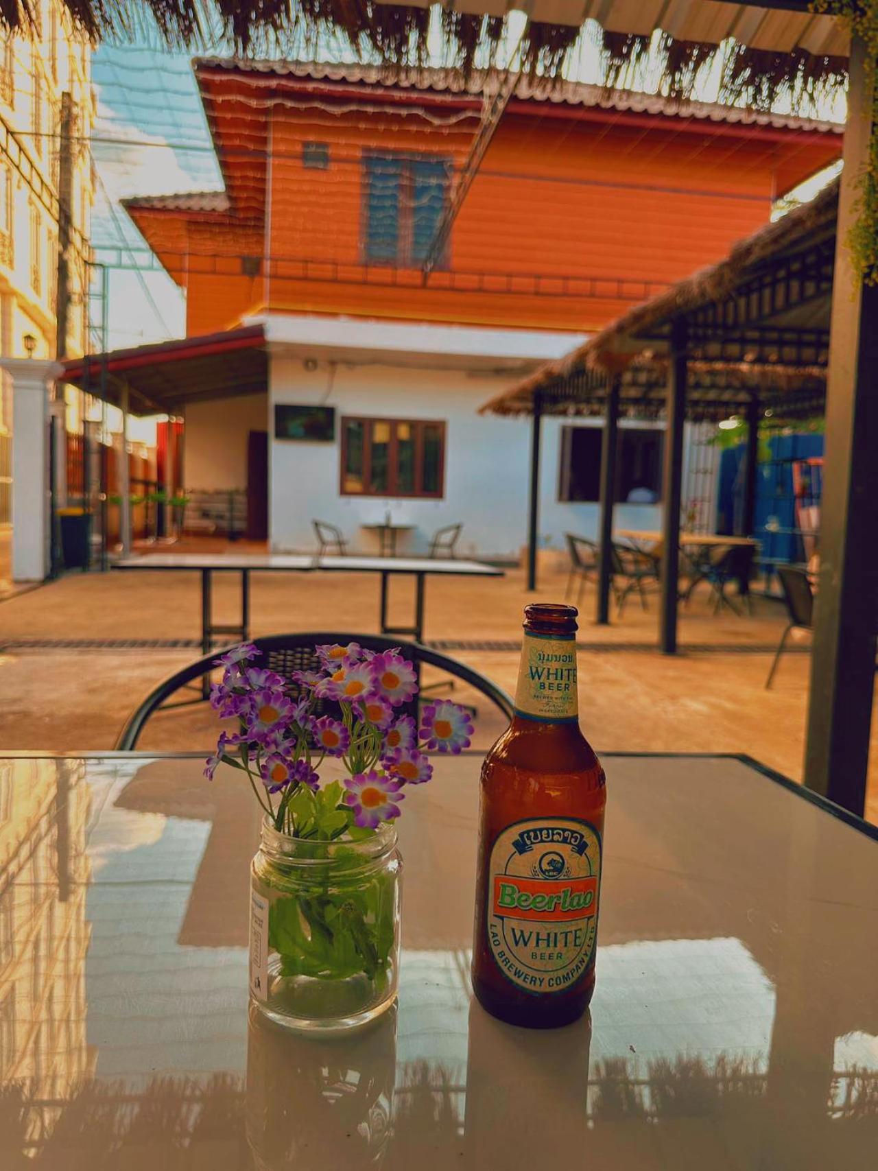 Venn Hostel เวียงจันทน์ ภายนอก รูปภาพ