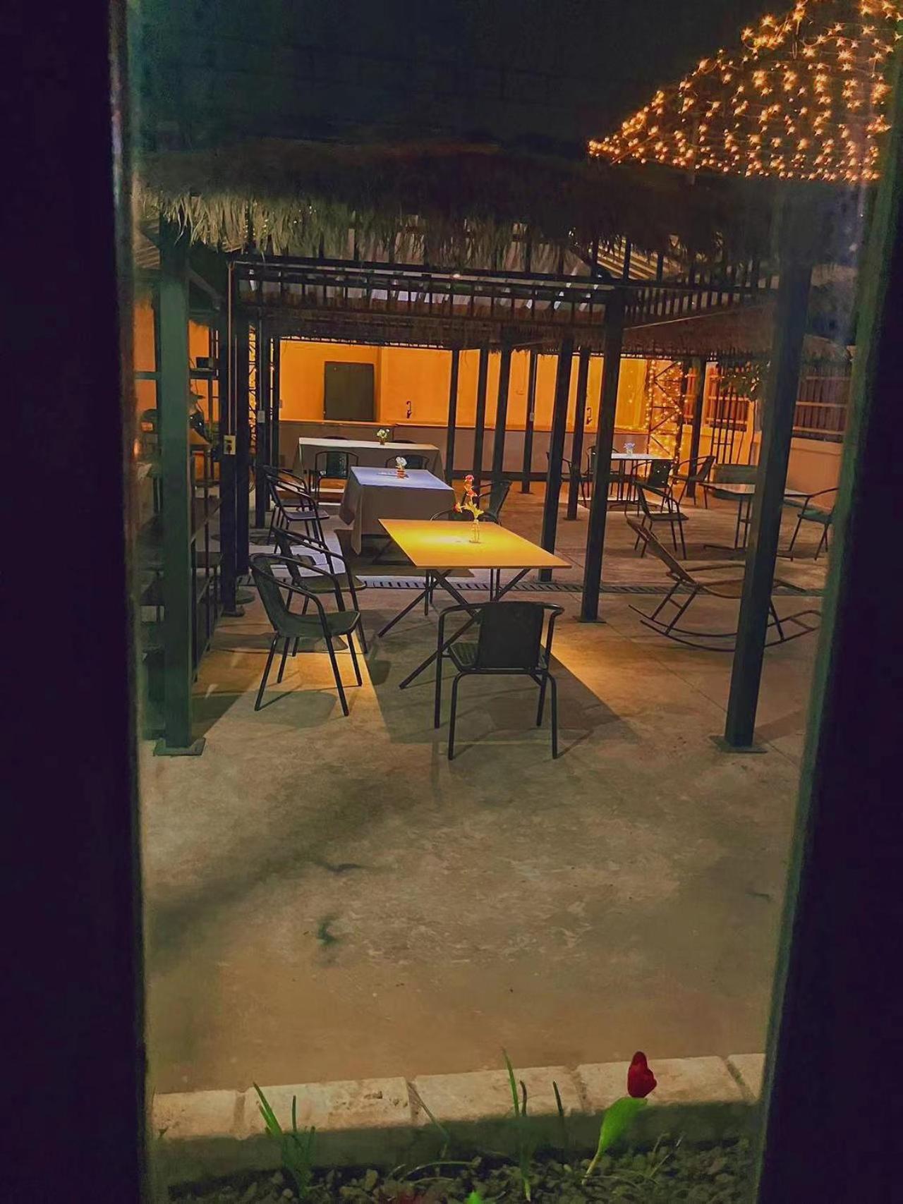 Venn Hostel เวียงจันทน์ ภายนอก รูปภาพ